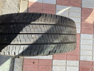 Neumático Continental 235/65 R16 113/115