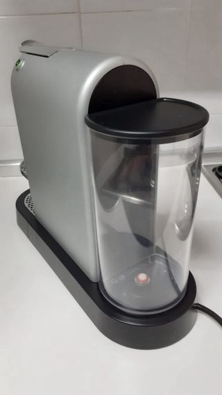 CAFETERA NESPRESSO CITIZ
