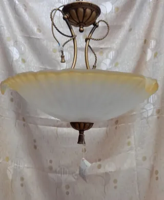 Lámpara colgante vintage dorada y cristal