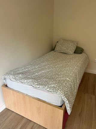 Cama individual, se regala colchon