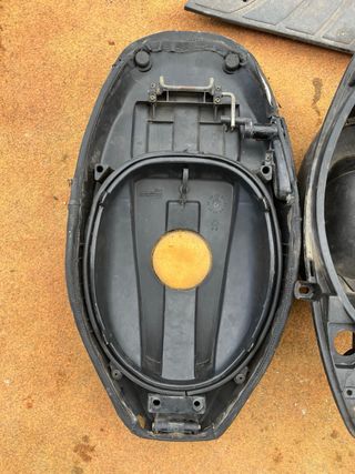 Asiento, Suelo y Huevo Piaggio Zip Copa