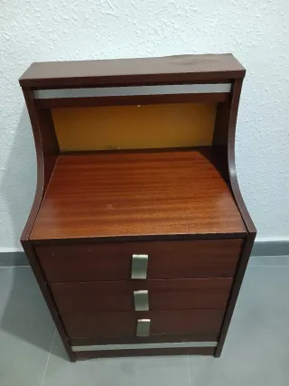 Cabezal Matrimonio y Mesita Noche Madera