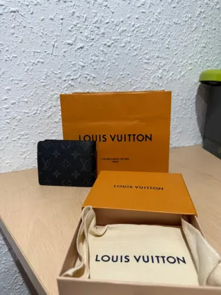 Billetera Múltiple Monogram Eclipse Louis Vuitton