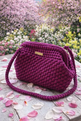 Clutch uncinetto viola