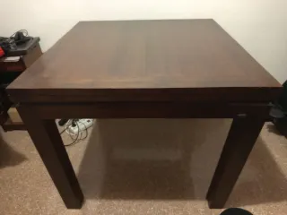 Mesa y 4 sillas comedor extensible maciza 90x90x80