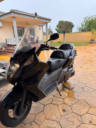 Honda Silver Wing Negra