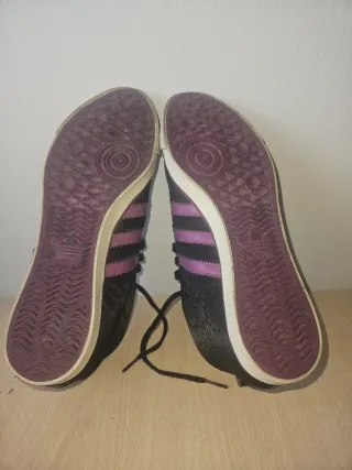 Zapatillas Adidas Talla 39 Negras y Moradas