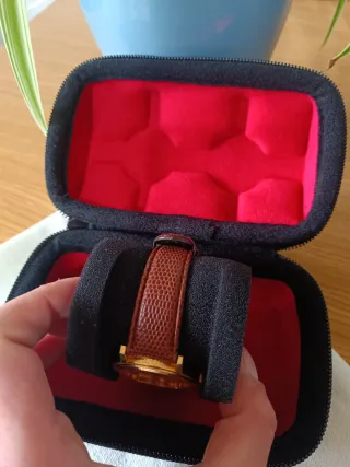 Reloj Giovani Beverly Hills Cuarzo Dorado