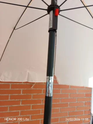 Sombrilla Jardín  180cm nueva