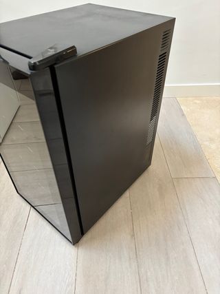 Vinoteca Taurus PTWC-18.