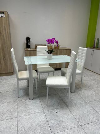 Mesa cristal moderna + 4 sillas comedor cocina