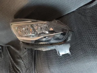 Faro delantero Derecho OPEL ZAFIRA C