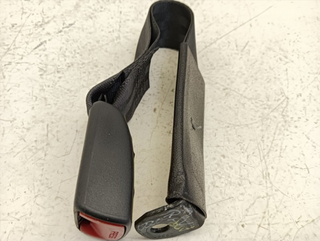 ENGANCHE CINTURON TRASERO CENTRAL TOYOTA RAV4 (A3