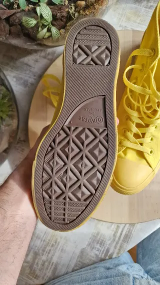 Zapatillas Converse Amarillas