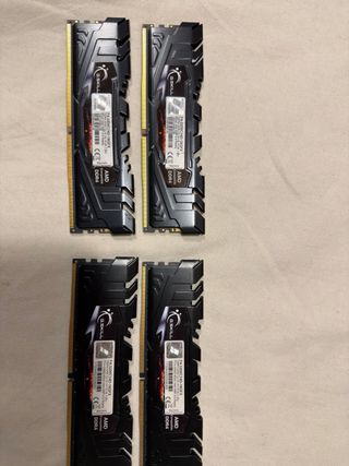 Placa Base MSI MEG x570 Unify 4x8GB DDR4 G.Skill