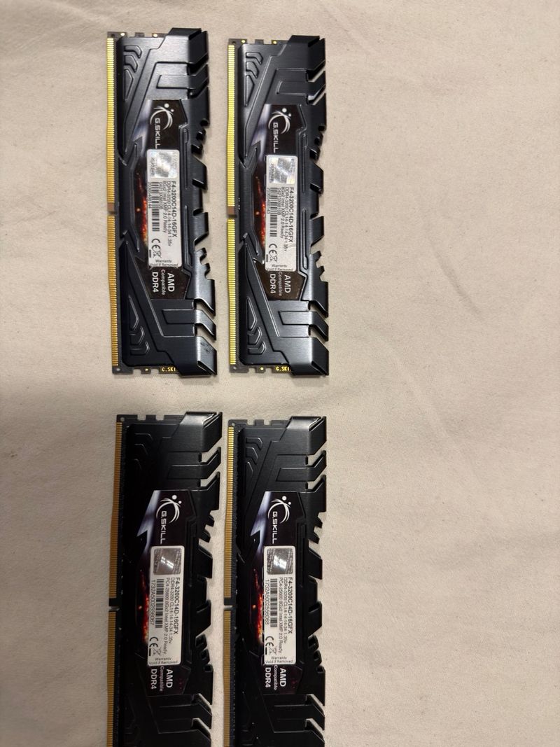 Placa Base MSI MEG x570 Unify 4x8GB DDR4 G.Skill afbeelding 4