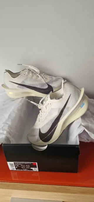 Nike vaporfly 4