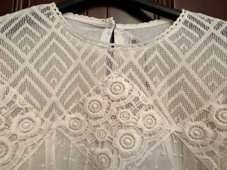 Blusa blanca Sfera encaje talla L