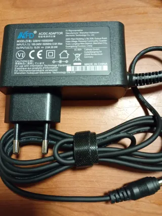 Adaptador KFD AC/DC 15V 2A 30W