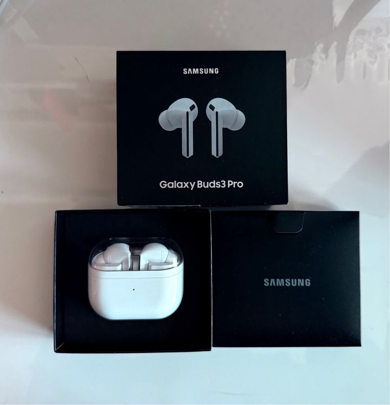 Samsung Galaxy Buds3 Pro Blancos