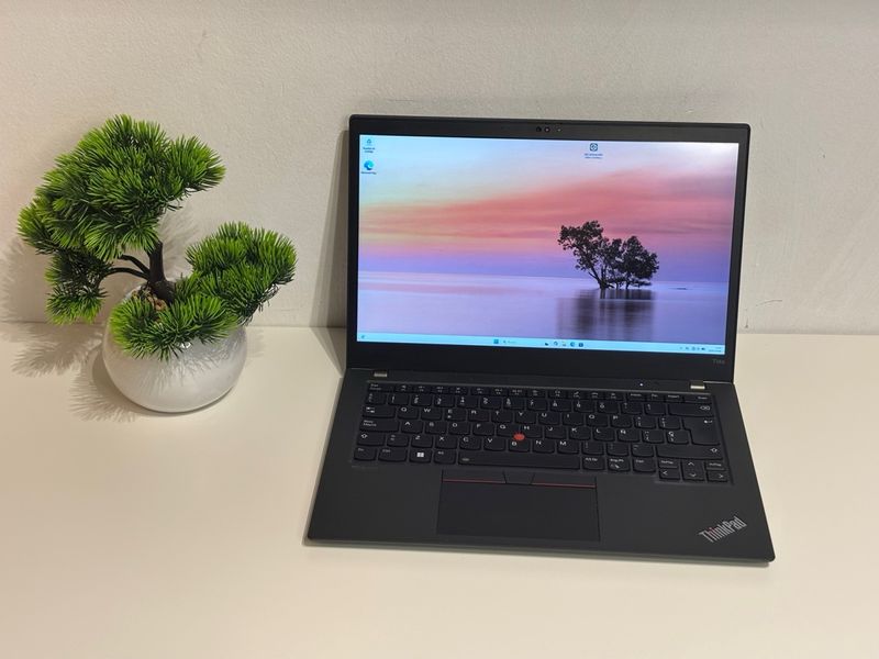 Lenovo T14S G2 Ryzen 7 Pro 32GB
