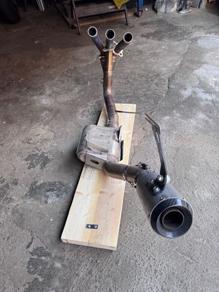 Escape IXIL Yamaha XSR900