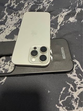 iPhone 16 Pro Max Plata