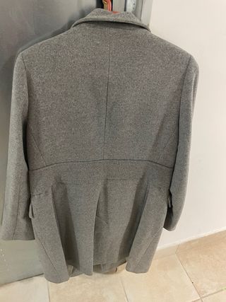 Abrigo Zara gris mujer