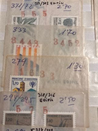 Álbum clasificador sellos Andorra mas de 60 sellos