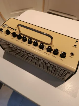 Yamaha THR 10 II Amplificador Guitarra