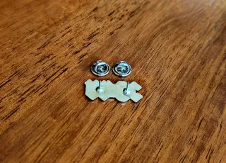 Pin Metálico Logo ACDC