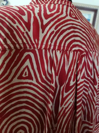 Blusón Limited estampado