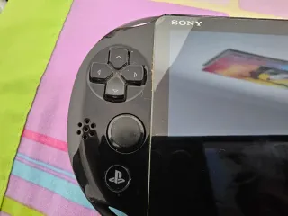 Sony PS Vita 2016 Negra+ juego minecraft