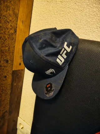Gorra Venum UFC