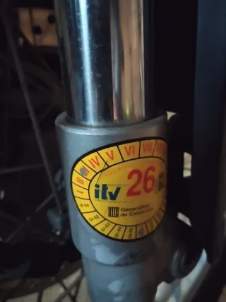 Aprilia Pegaso 650 Roja