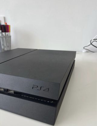 Consola PlayStation 4 Negra