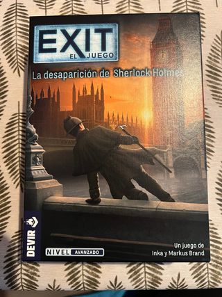Juego Exit La desaparición de Sherlock Holmes