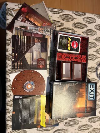 Juego Exit La desaparición de Sherlock Holmes