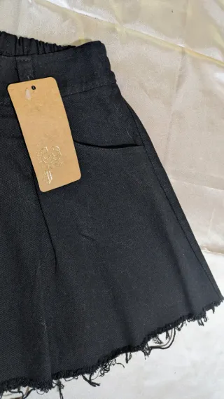 Pantalón corto negro
