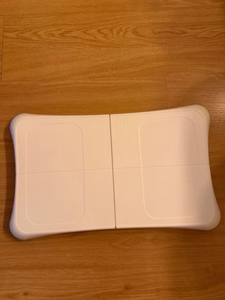 Nintendo Wii Fit + Tabla Balance Board + Funda