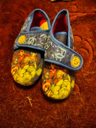 Zapatillas niño talla 26