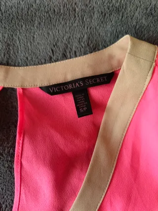 Camisa Victoria's Secret con espalda abierta