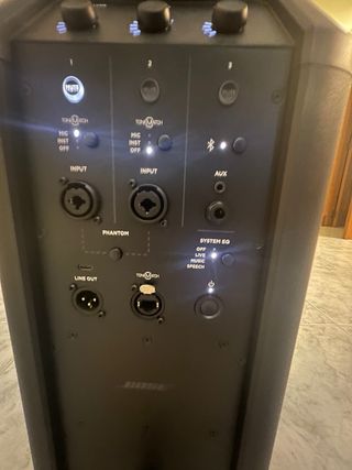 Bose L1 Pro8 como nuevo con funda y caja
