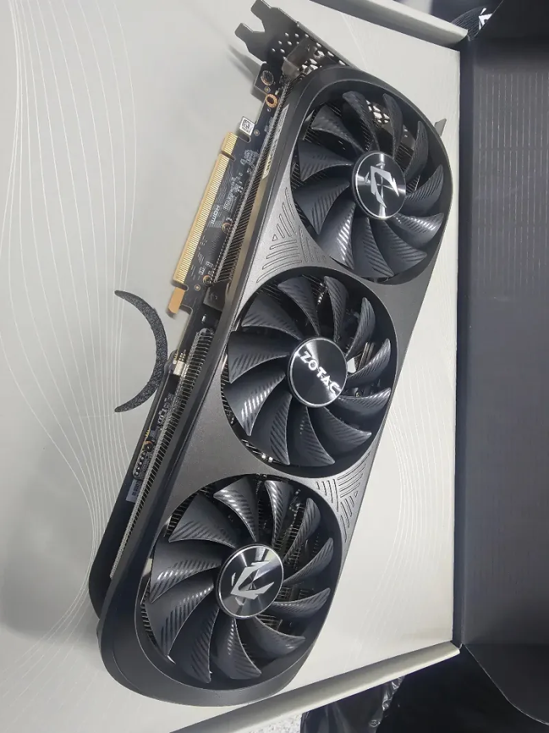 Zotac RTX 4080 SUPER 16GB TRINITY BLACK afbeelding 2