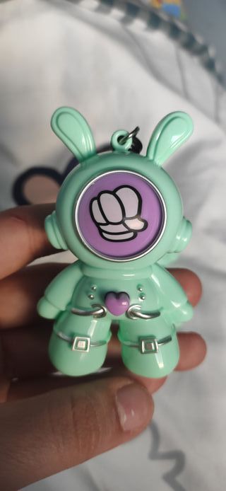 2 Muñecos Piedra Papel Tijera