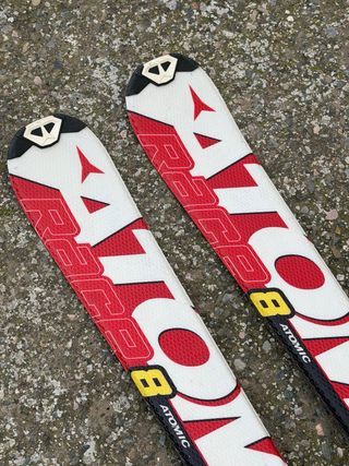Esquís Atomic Race 8 140cm