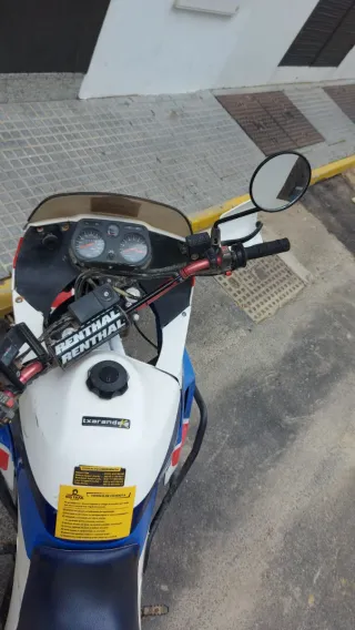 Honda Transalp 600 Adventure Moto