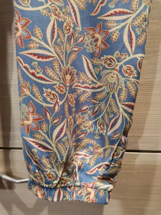 Pantaloni fantasia con blusa rosa nr 156
