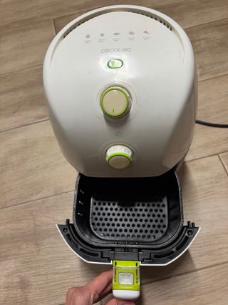 Cecotec Freidora Compacta Blanca