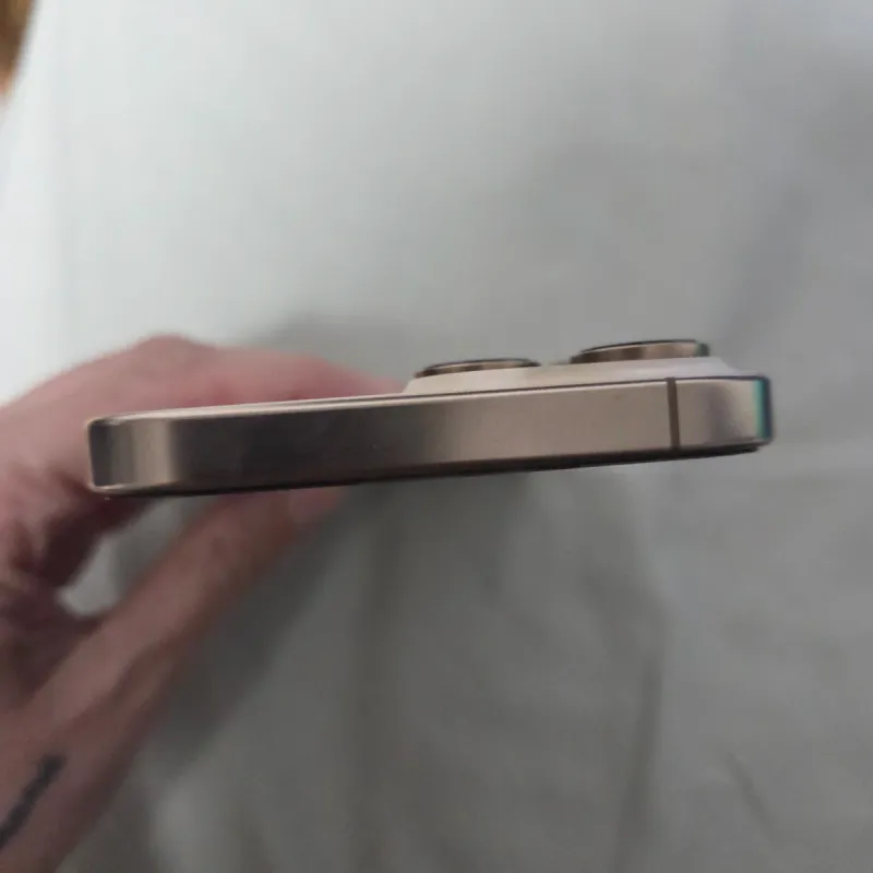 iPhone 16 Pro Max 512GB Dorado. Negociable afbeelding 2